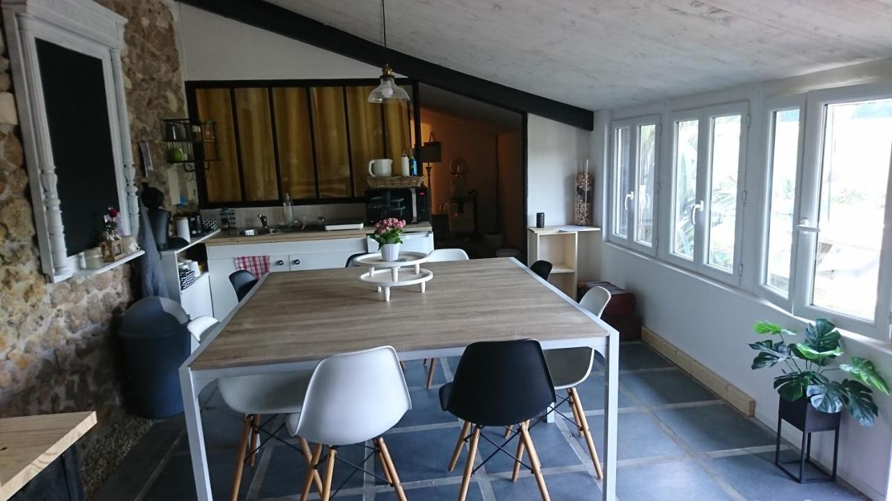 Les Chambres Du Vau Profond Vernoil 외부 사진